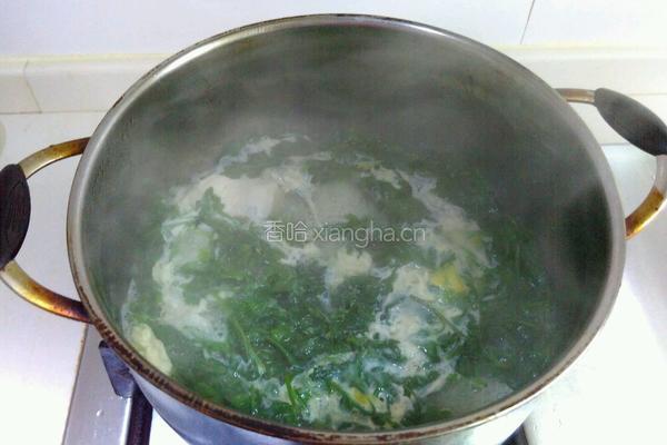 菊花叶蛋花汤的做法图解5