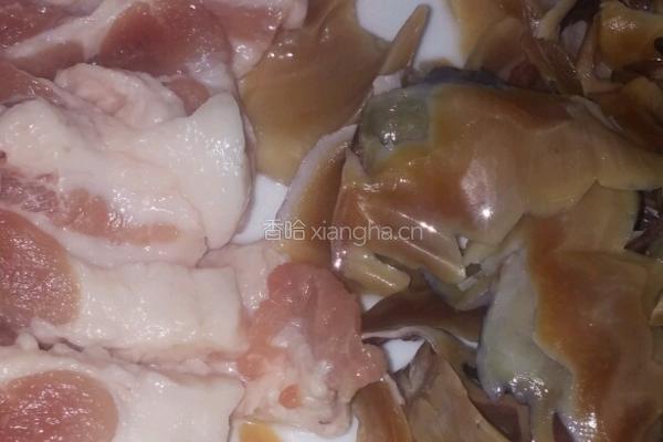墨鱼干茨菇汤的做法图解6