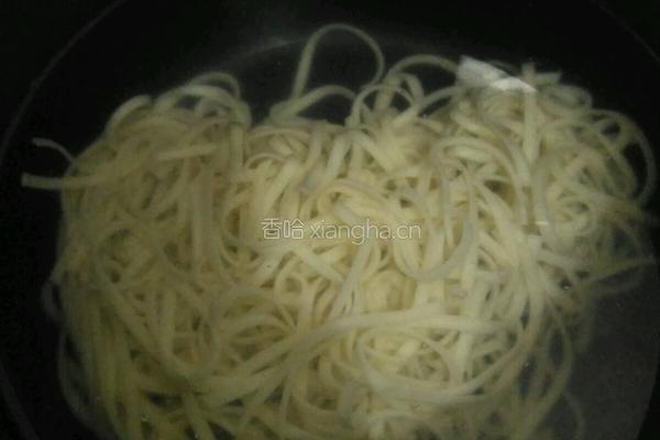 榨菜鸡蛋懒人面的做法图解3