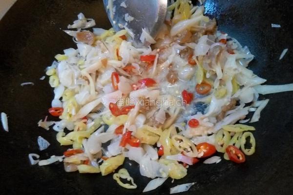 柠檬鸭之美味→→这叫柠檬五花肉的做法图解1