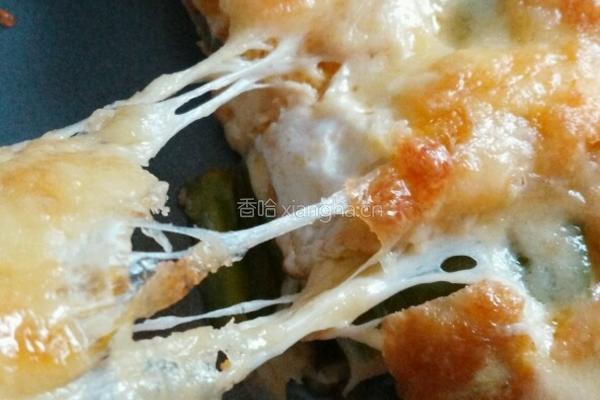 煎蛋火腿披萨