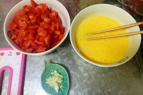 番茄炒蛋的做法图解1
