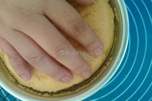 6寸戚风蛋糕（内含手脱）的做法图解21