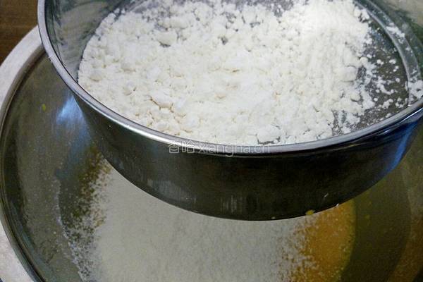 金丝肉松元宝蛋糕的做法图解6