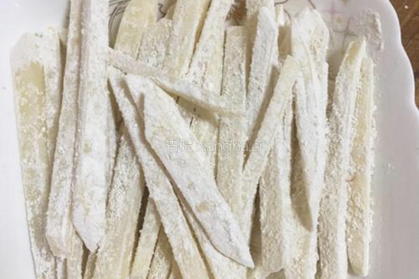 自制薯条的做法图解2
