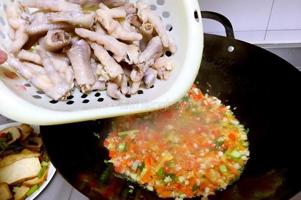 香辣鸡爪的做法图解7