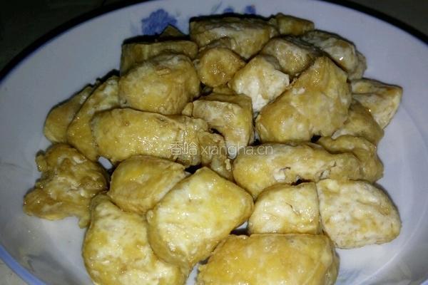 腊肉盖豆腐的做法图解2