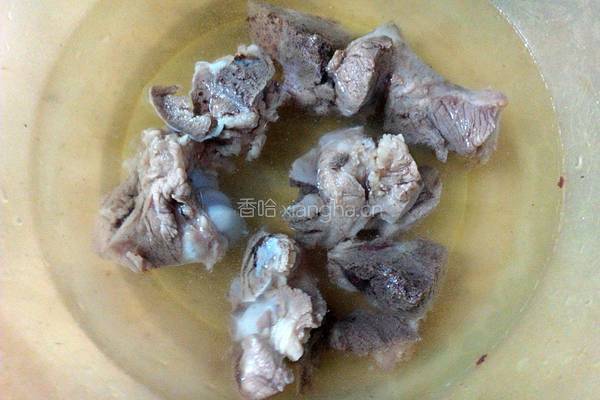 竹蔗筒骨汤的做法图解5
