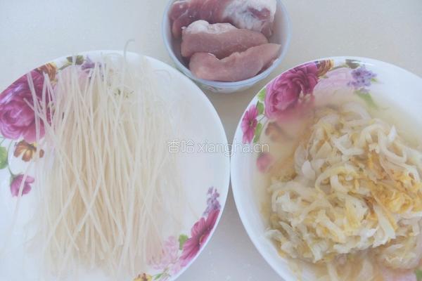东北家常菜的做法图解1