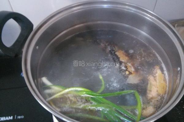 鲫鱼豆腐汤的做法图解5