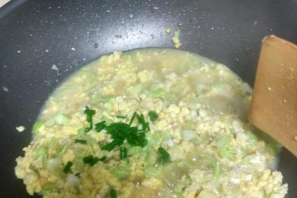 花菜炒蛋的做法图解6