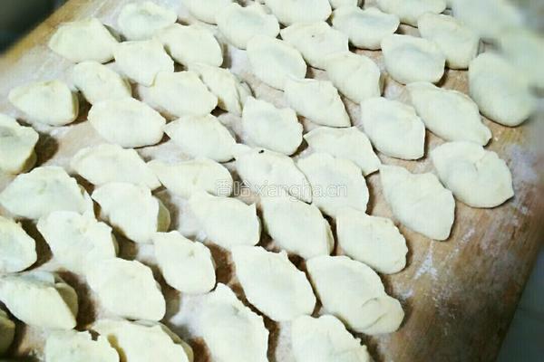 家常素馅饺子的做法图解4
