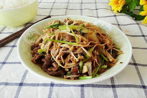 羊肉片炒金针菇的做法图解9