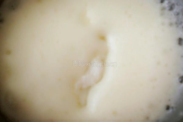 蔓越莓蛋糕卷的做法图解4