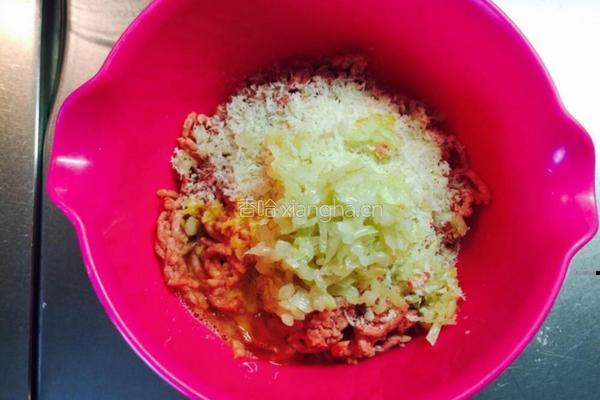 豆奶汉堡牛肉饼的做法图解3