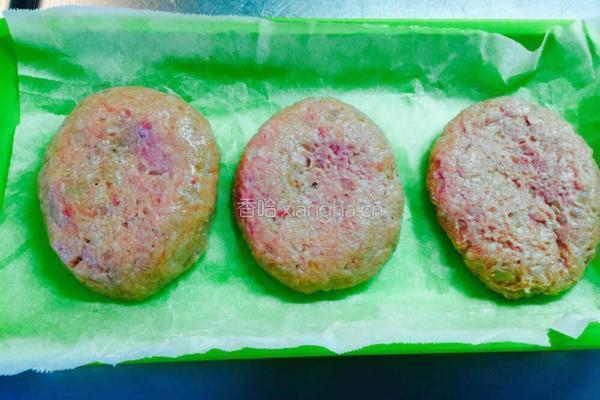 豆奶汉堡牛肉饼的做法图解5