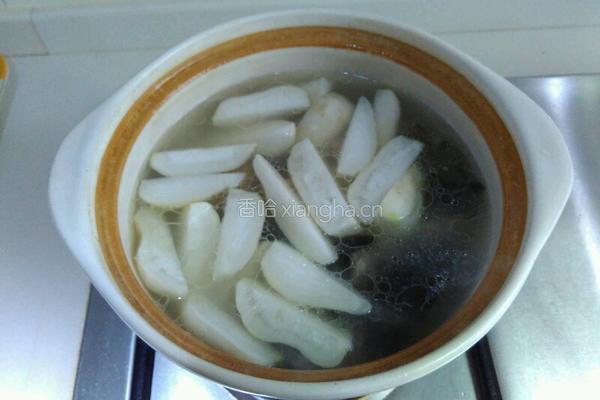 萝卜木耳排骨汤的做法图解8