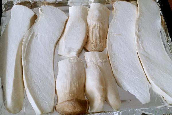 香烤羊排蘑菇卷的做法图解5