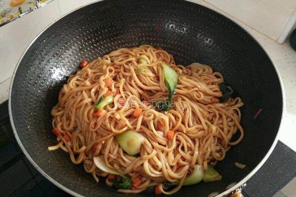 蚝油茄汁拌面的做法图解8