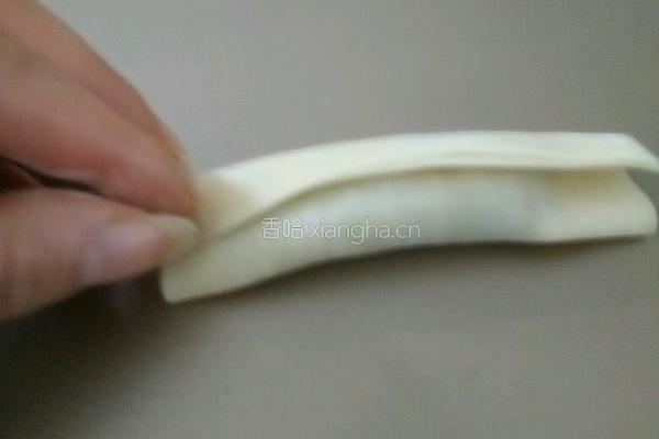 荠菜虾肉大馄饨的做法图解7