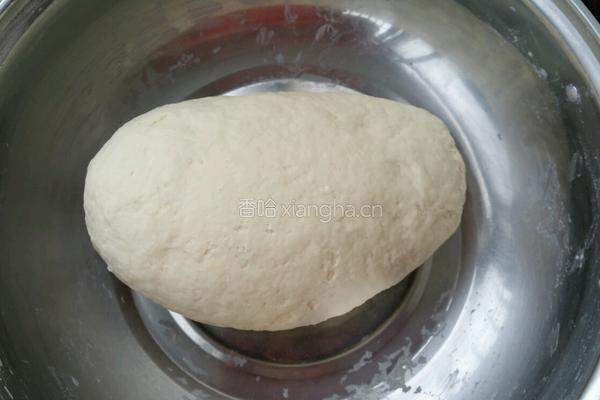 茼蒿鲜虾水饺的做法图解1