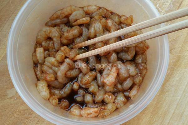 茼蒿鲜虾水饺的做法图解5