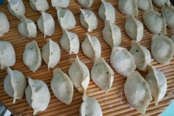 茼蒿鲜虾水饺的做法图解10