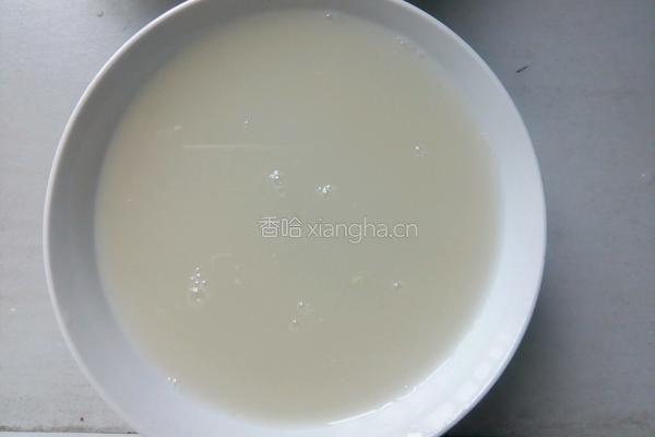 微波炉水果披萨的做法图解1