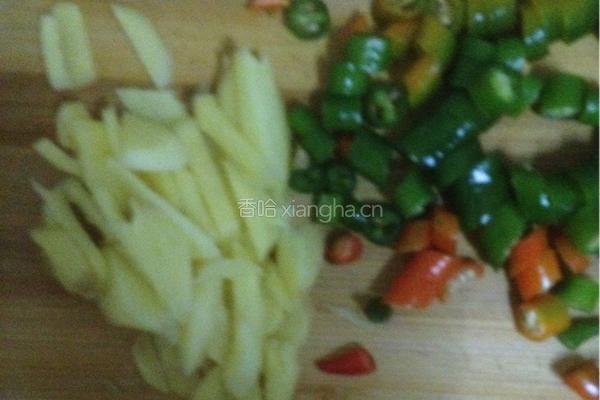 酸辣萝卜的做法图解3