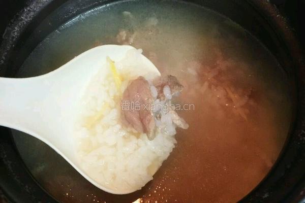河蚬瘦肉砂锅粥的做法图解7