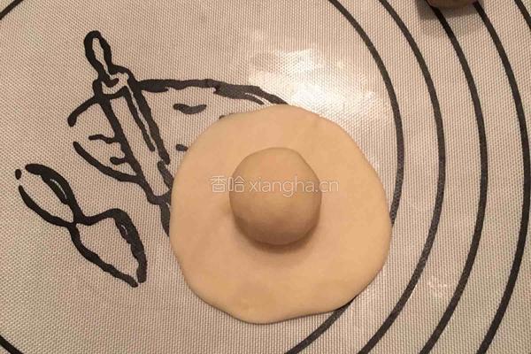 蛋黄酥的做法图解8