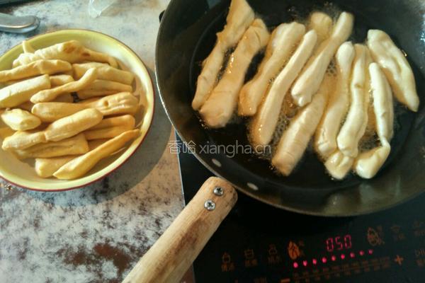 自做小油条的做法图解5