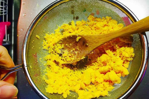 油菜花海鸡蛋碗的做法图解4