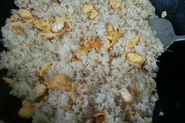 蛋炒饭的做法图解10