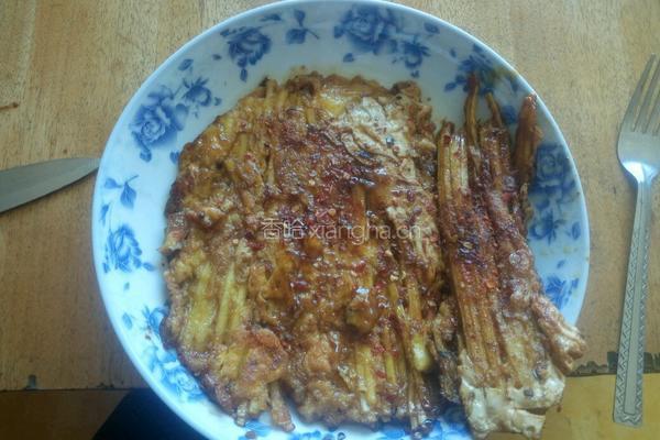 牛筋鸡蛋面