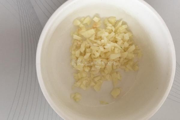 蒜香培根香菇酿的做法图解2