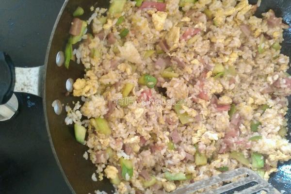 果蔬炒饭的做法图解8