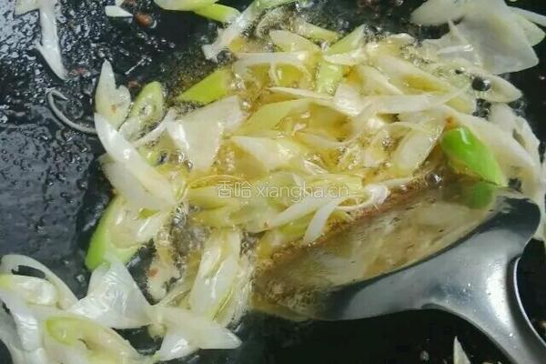 小炒茭白的做法图解3