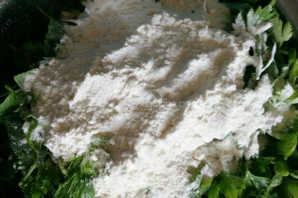 芹菜叶 拌菜的做法图解3