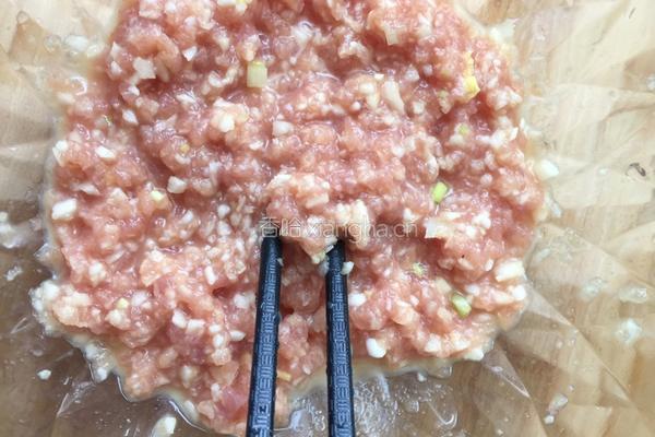 马蹄瘦肉丸子的做法图解4