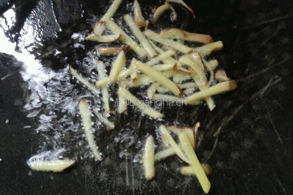 菠萝焖鸡的做法图解2