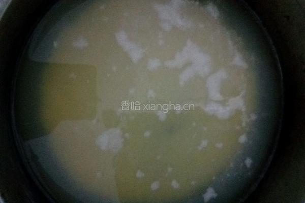 小米红薯粥的做法图解2