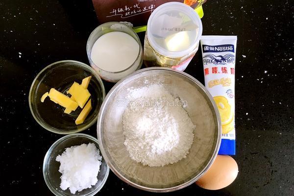 炼乳排包的做法图解2