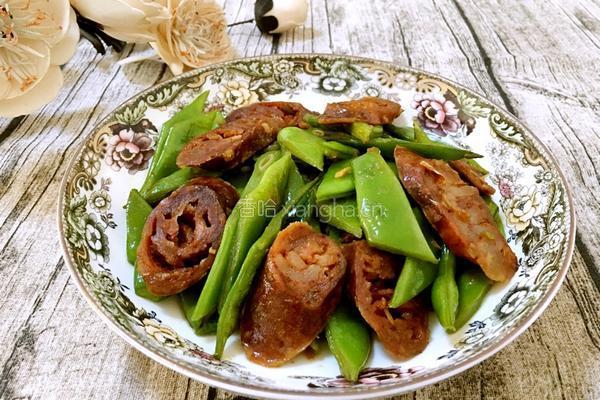 腊肠炒扁豆的做法图解6