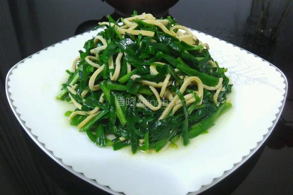 韭菜炒百叶的做法图解7