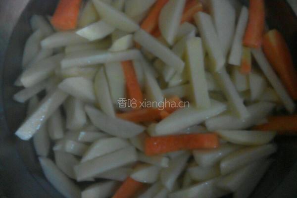 孜然土豆条的做法图解3