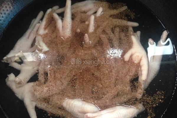 香辣鸡爪的做法图解2