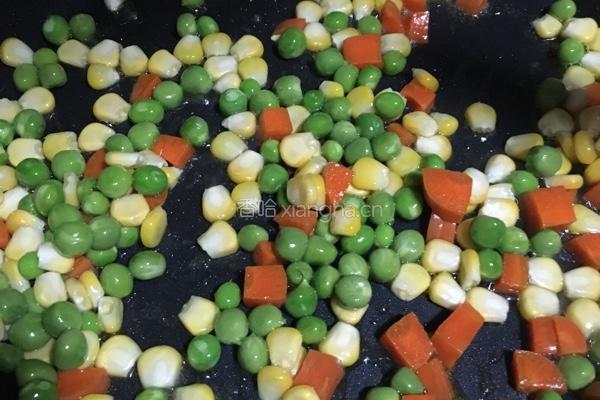 菠萝炒饭的做法图解7