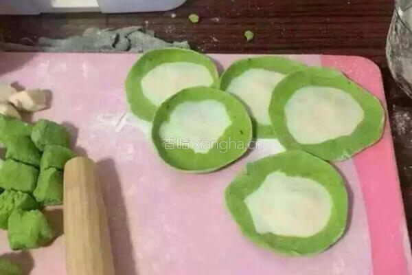 白菜饺子的做法图解5