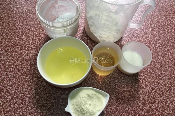蛋白饼干的做法图解1